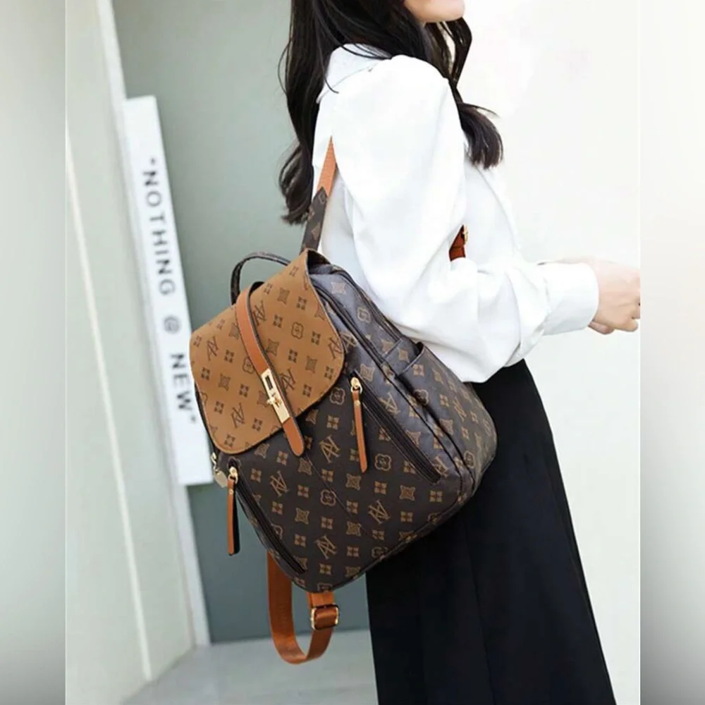New Elegant Backpack - Picture 11 of 11